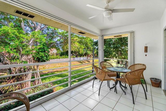 10040 Meridian Way N 206, Palm Beach Gardens, FL 33410