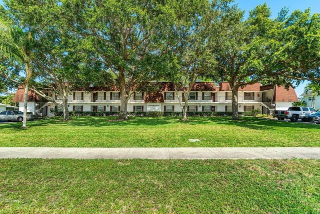 10040 Meridian Way N 206, Palm Beach Gardens, FL 33410