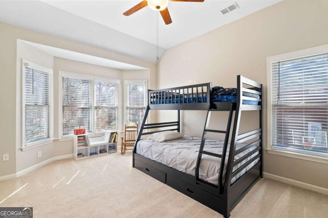 720 Lakeglen Drive, Suwanee, GA 30024