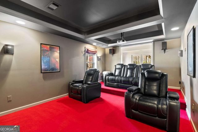 720 Lakeglen Drive, Suwanee, GA 30024