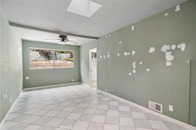 2677 Saxon, Los Angeles, CA 90065