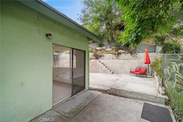 2677 Saxon, Los Angeles, CA 90065