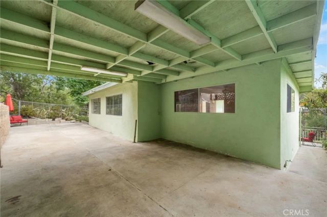 2677 Saxon, Los Angeles, CA 90065