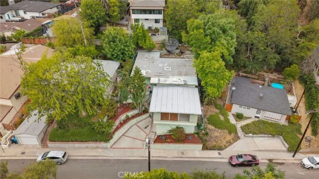 2677 Saxon, Los Angeles, CA 90065