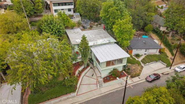 2677 Saxon, Los Angeles, CA 90065