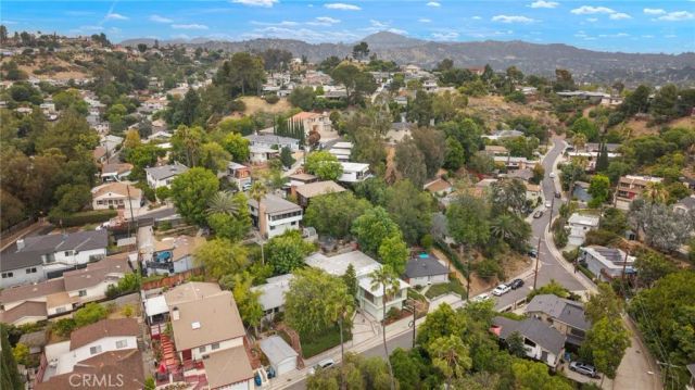 2677 Saxon, Los Angeles, CA 90065