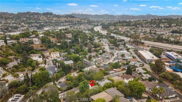 2677 Saxon, Los Angeles, CA 90065