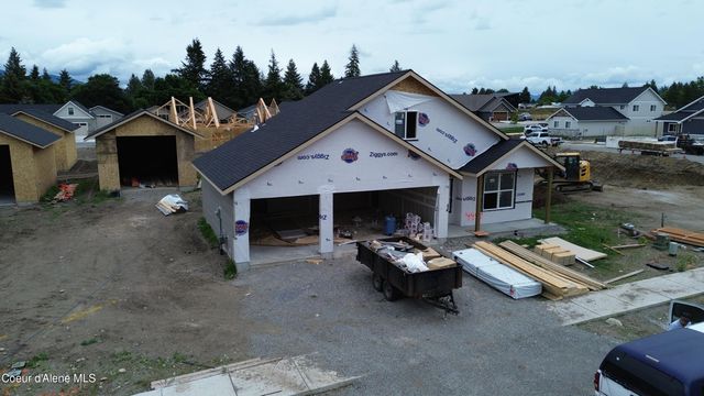 4497 E Savea LN, Post Falls, ID 83854