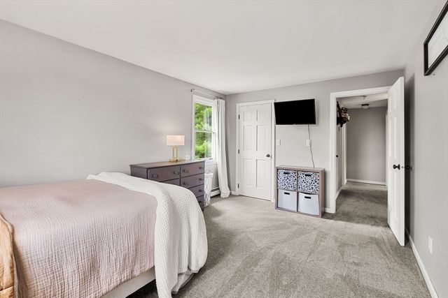 12 Rainbow Cir, Bridgewater, MA 02324