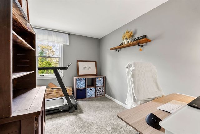 12 Rainbow Cir, Bridgewater, MA 02324