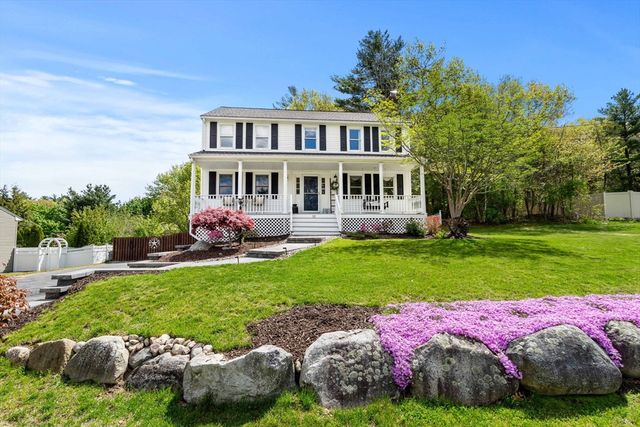 12 Rainbow Cir, Bridgewater, MA 02324