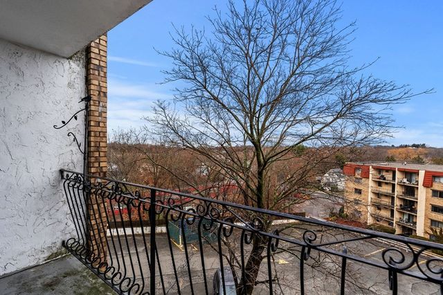 159 Franklin St D2, Stoneham, MA 02180