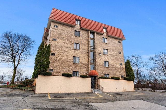 159 Franklin St D2, Stoneham, MA 02180