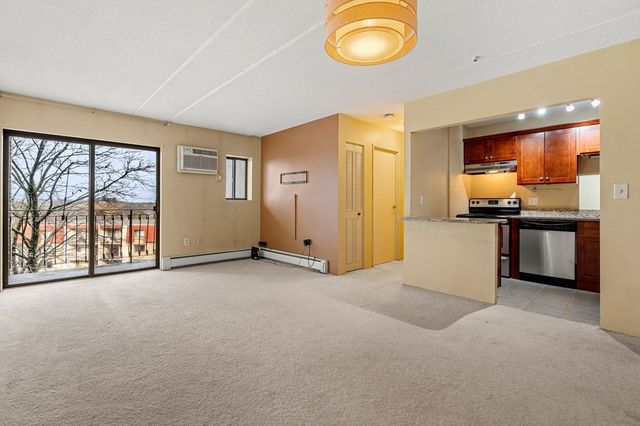 159 Franklin St D2, Stoneham, MA 02180