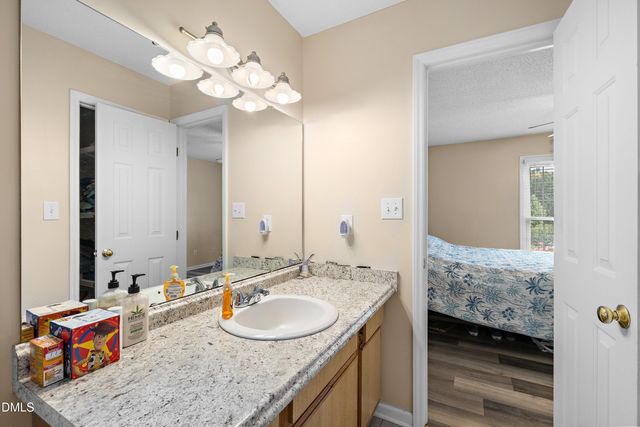 46 Richmond Drive, Clayton, NC 27527
