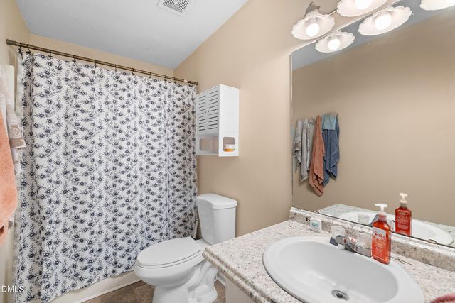 46 Richmond Drive, Clayton, NC 27527