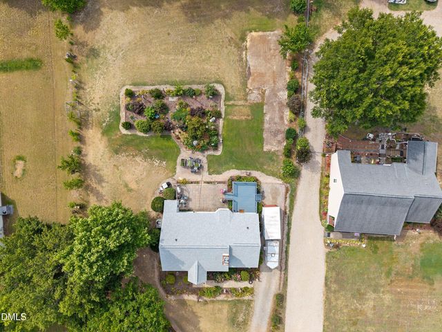 46 Richmond Drive, Clayton, NC 27527
