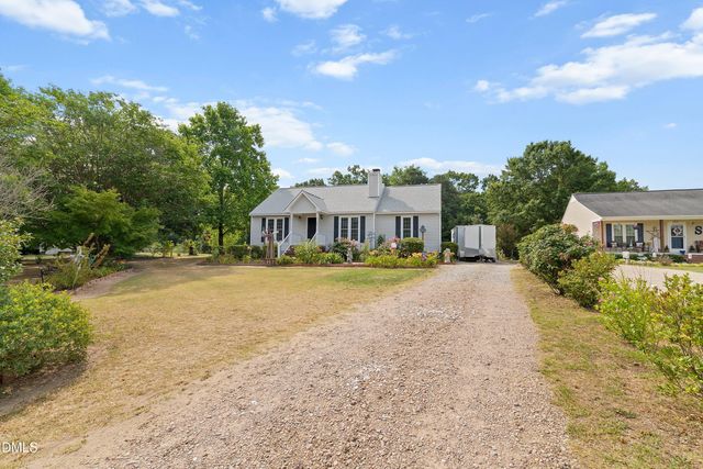 46 Richmond Drive, Clayton, NC 27527