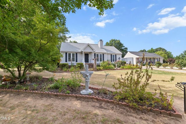 46 Richmond Drive, Clayton, NC 27527