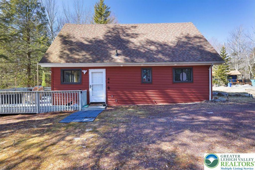 6401 Marvin Gardens, Coolbaugh Twp, PA 18466