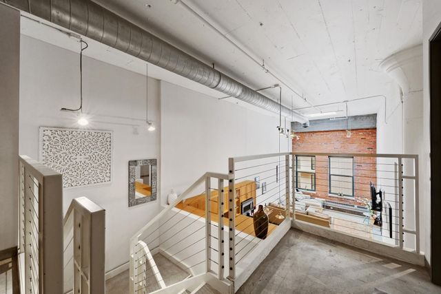 250 Park Avenue 712, Minneapolis, MN 55415