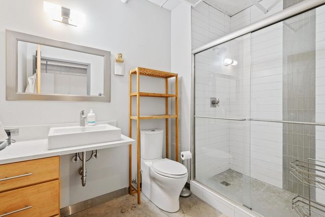 250 Park Avenue 712, Minneapolis, MN 55415