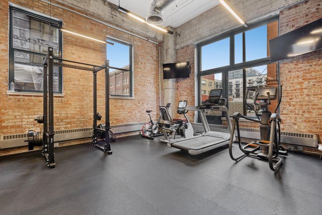 250 Park Avenue 712, Minneapolis, MN 55415