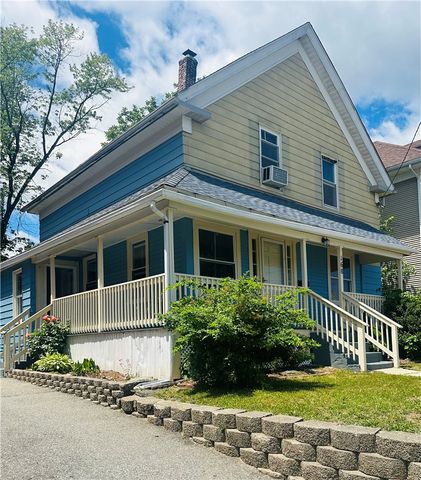 168 3rd Avenue, Woonsocket, RI 02895