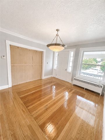 168 3rd Avenue, Woonsocket, RI 02895