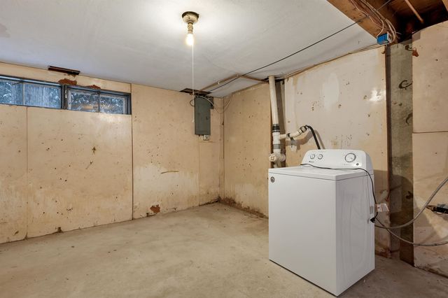 25 Cofran Avenue, Northfield, NH 03276