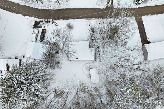 25 Cofran Avenue, Northfield, NH 03276