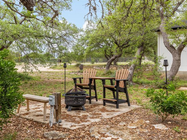 2591 Spring Valley DR, Dripping Springs, TX 78620