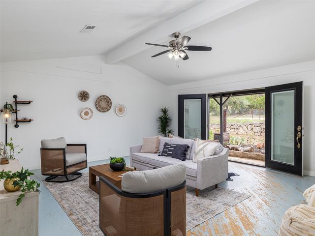 2591 Spring Valley DR, Dripping Springs, TX 78620