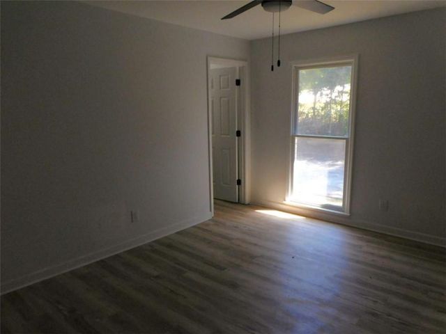 1286 Britain Dr., Lawrenceville, GA 30044