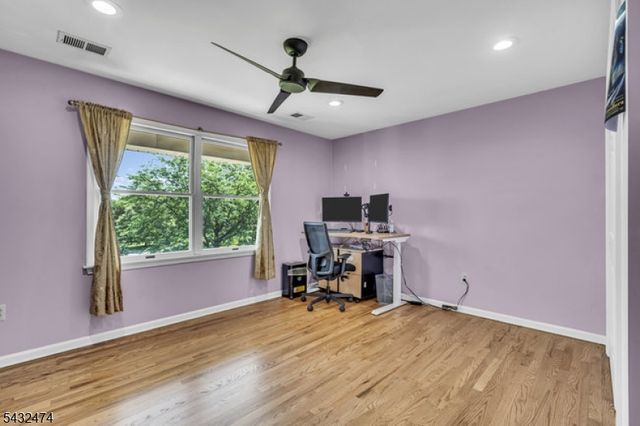 4 Harman Ct, Hillsborough Twp., NJ 08844
