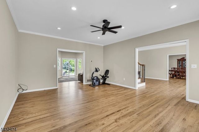 4 Harman Ct, Hillsborough Twp., NJ 08844