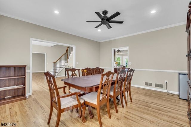 4 Harman Ct, Hillsborough Twp., NJ 08844
