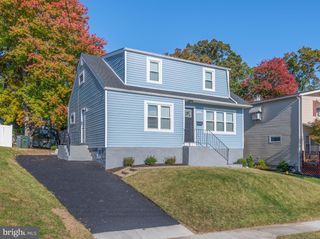 2923 TURNER AVE, Abington, PA 19001