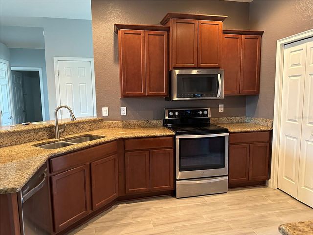 2597 HIGHLANDS CREEK WAY, Lakeland, FL 33813