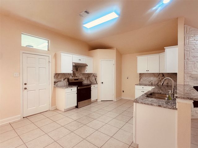 1029 Port Mansfield Drive, Little Elm, TX 75068