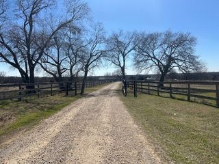 694 Gilliam Road, Bells, TX 75414