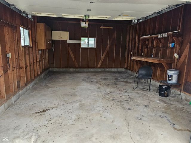 100 S Blake Street, Sheridan, IN 46069