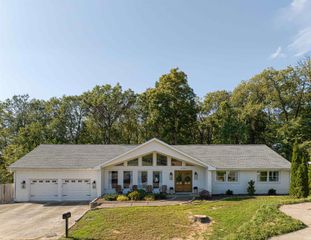 6988 Rolling Lane, Newburgh, IN 47630