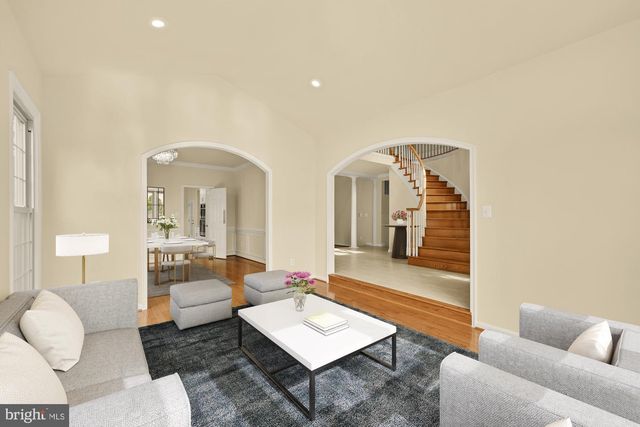 8408 COPPERLEAF CT, Fairfax Station, VA 22039