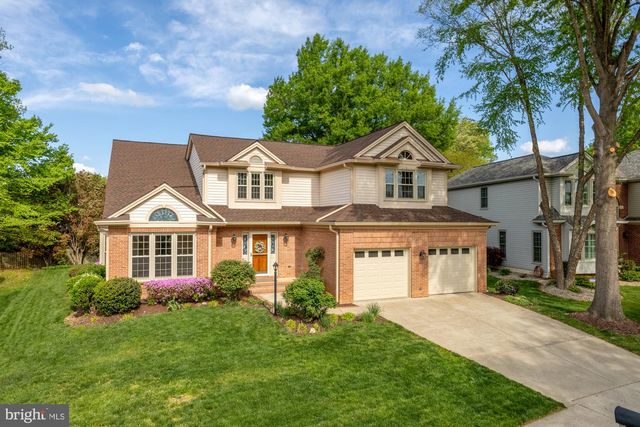 8408 COPPERLEAF CT, Fairfax Station, VA 22039
