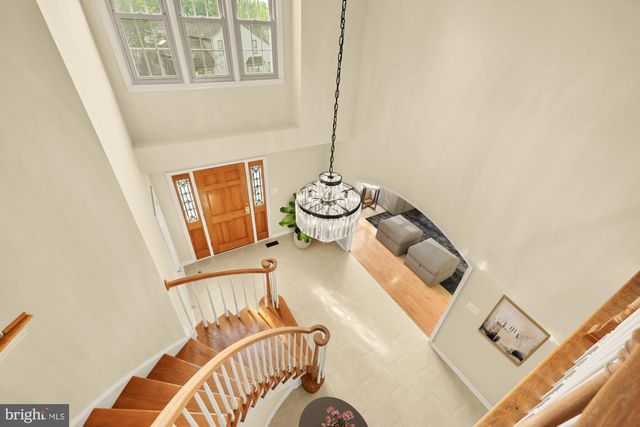 8408 COPPERLEAF CT, Fairfax Station, VA 22039