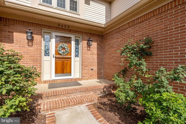 8408 COPPERLEAF CT, Fairfax Station, VA 22039
