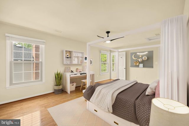 8408 COPPERLEAF CT, Fairfax Station, VA 22039
