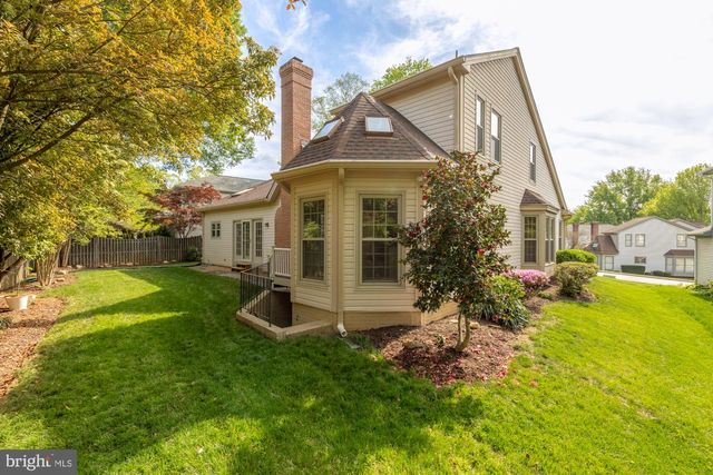 8408 COPPERLEAF CT, Fairfax Station, VA 22039