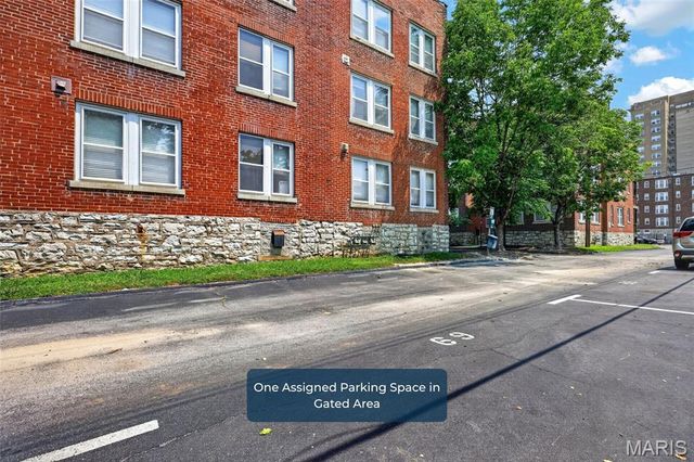 5360 Pershing Avenue 6C, St Louis, MO 63112